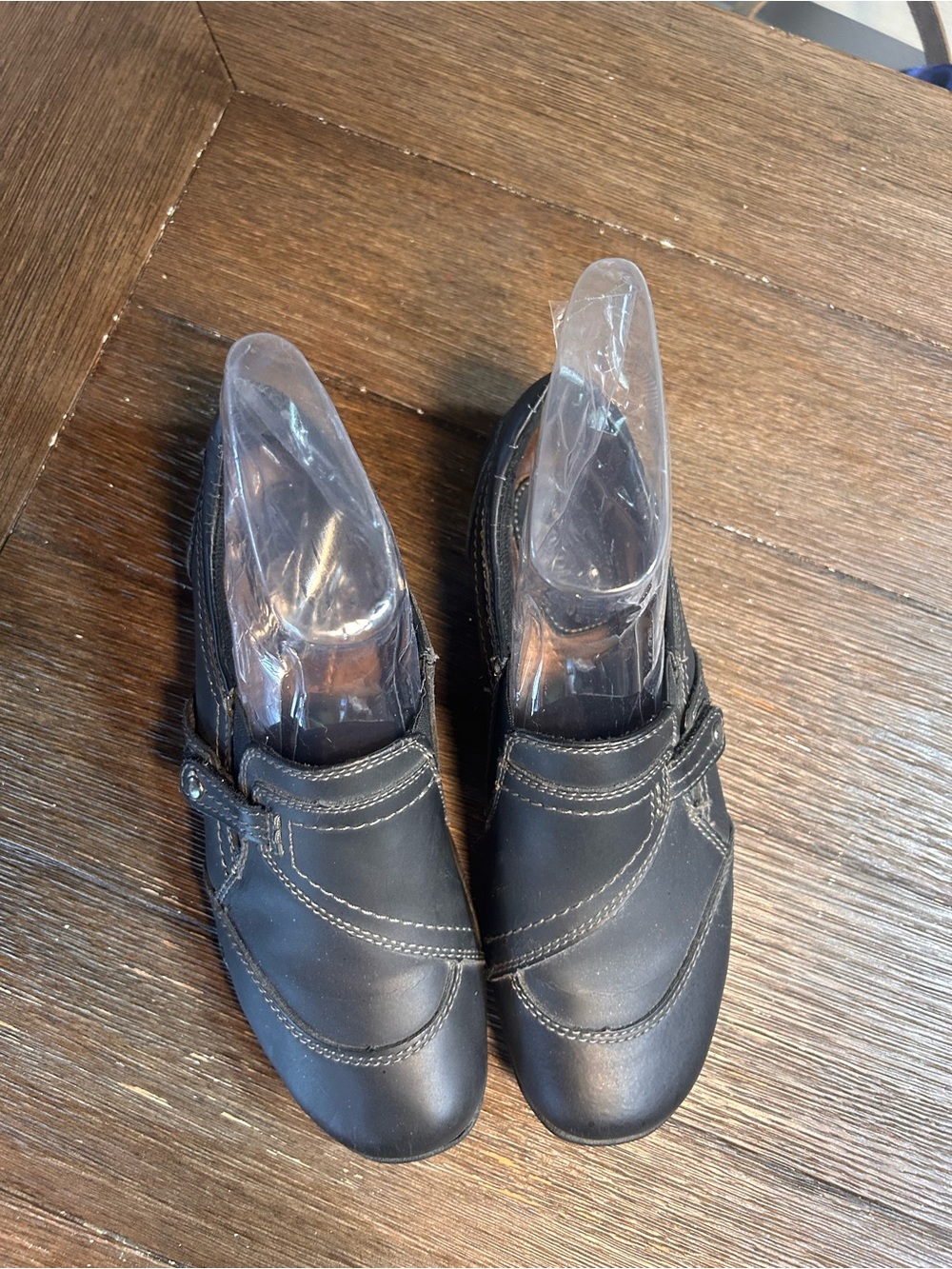 Earth Origins Alice leather slip on size 8 - Picture 3 of 9